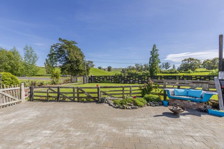 Photo of property in Knock Binnon, 73 Abbotsford Road, Waipawa, 4210