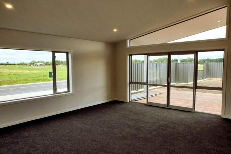 Photo of property in 8 Mckay Close, Frimley, Hastings, 4120