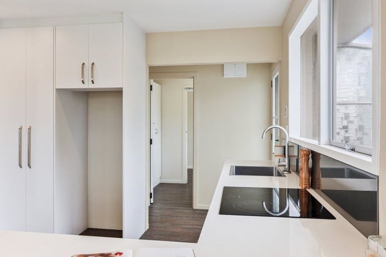 Photo of property in 11 Bowie Drive, Woodend, 7610