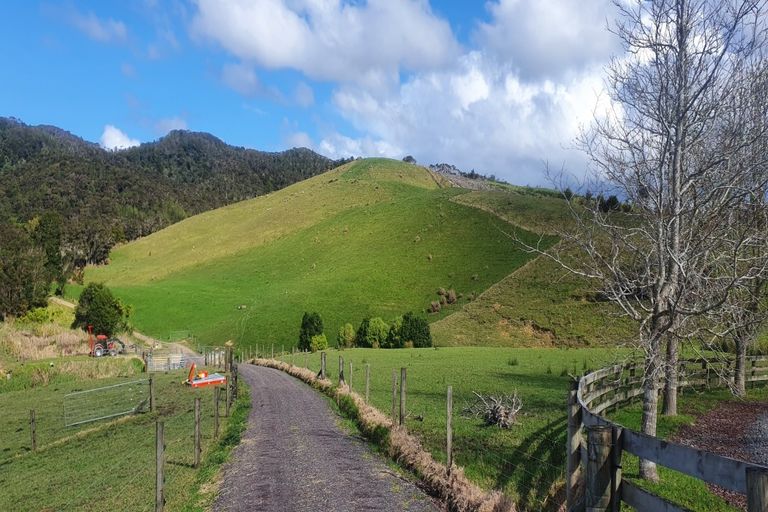 Photo of property in 651f Puketona Road, Haruru, 0204