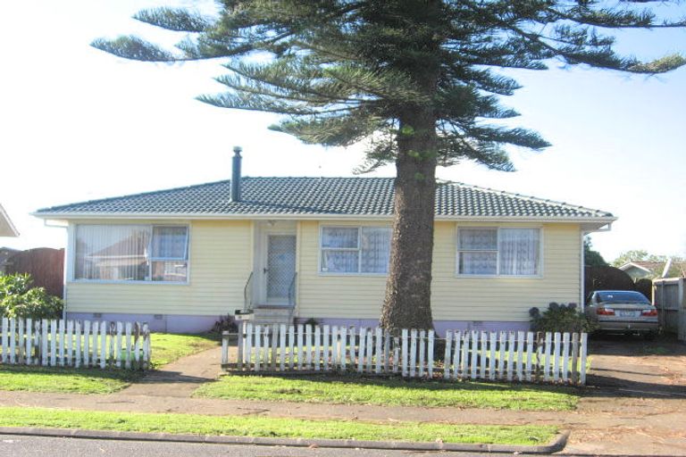 Photo of property in 61 Heybridge Street, Manurewa, Auckland, 2102