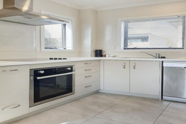 Photo of property in 12u3 Short Street, Claudelands, Hamilton, 3214