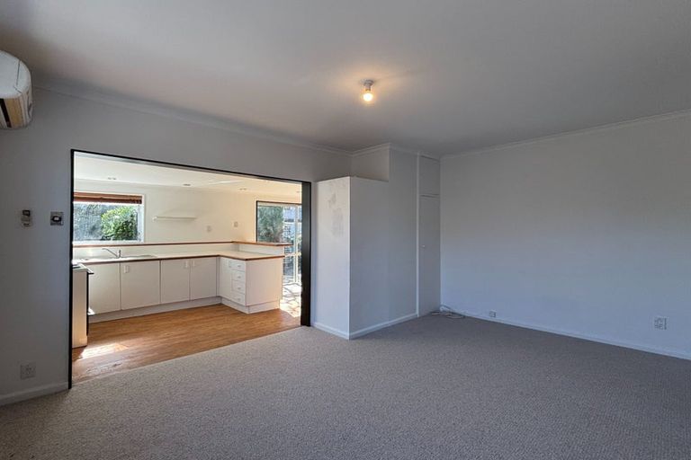 Photo of property in 27 Grassmere Street, Papanui, Christchurch, 8052