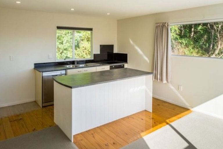 Photo of property in 26 Kiriwai Road, Paremata, Porirua, 5024