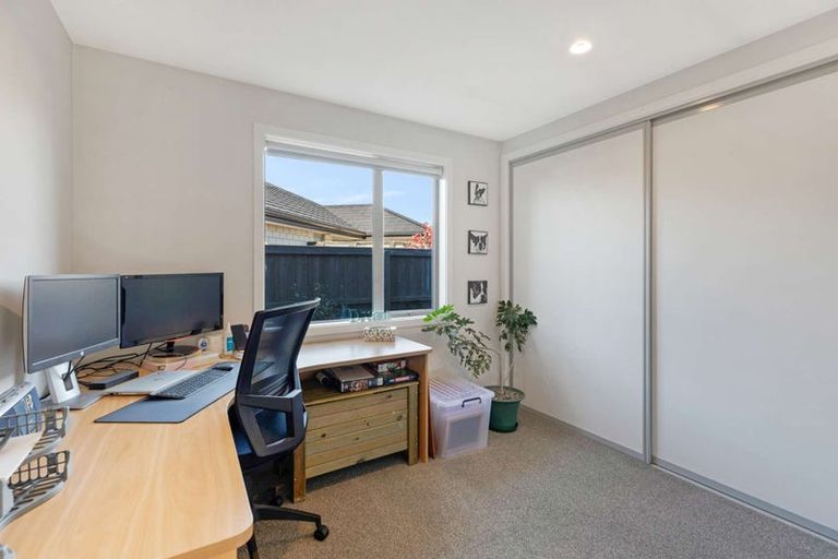 Photo of property in 12b Awa Place, Rangiora, 7400