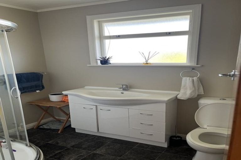 Photo of property in 8 Paisley Street, Awapuni, Palmerston North, 4412