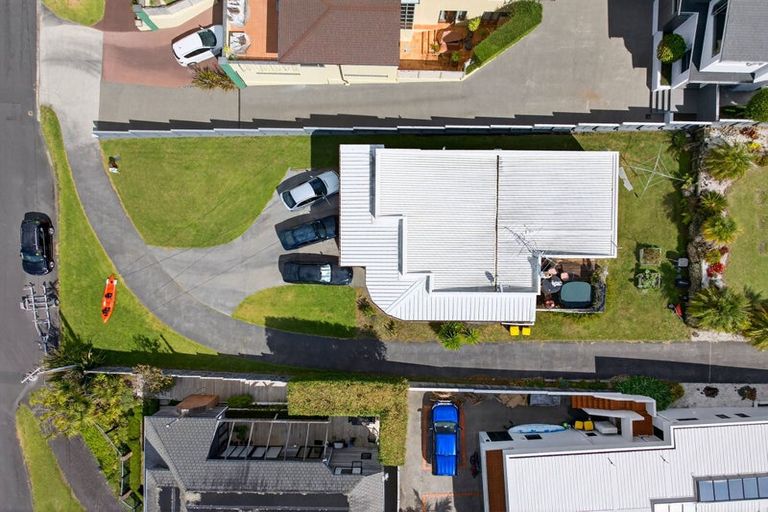 Photo of property in 1/50 Masterton Road, Rothesay Bay, Auckland, 0630