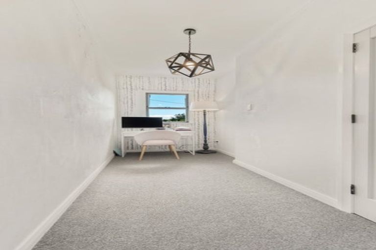 Photo of property in 4 Oxford Street, East Gore, Gore, 9710