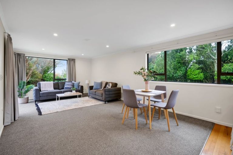 Photo of property in 352 Manutahi Road, Lepperton, New Plymouth, 4373