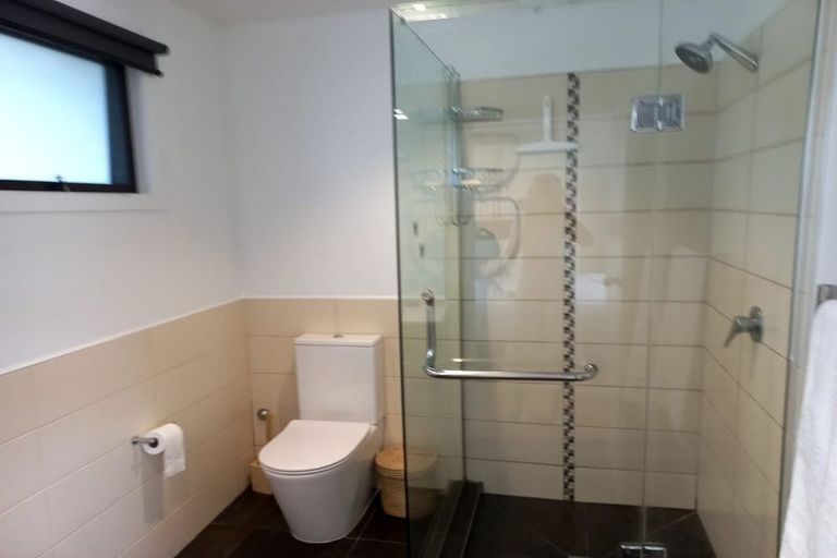 Photo of property in 11 Wilkinson Way, Browns Bay, Auckland, 0630