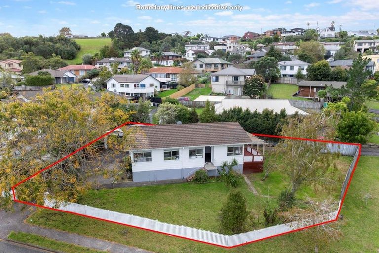 Photo of property in 82 West Harbour Drive, West Harbour, Auckland, 0618