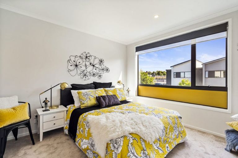 Photo of property in 15 Piko Lane, Hobsonville, Auckland, 0616