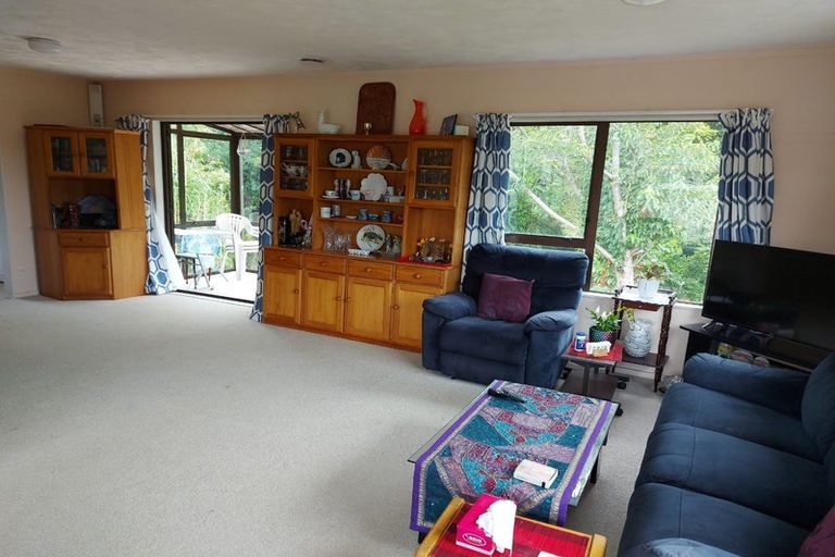 Photo of property in 4a Luckie Street, Tawa, Wellington, 5028