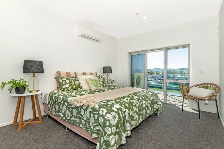 Photo of property in Marina View Apartments, 305/4 Reads Quay, Gisborne, 4010