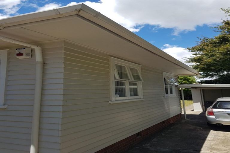 Photo of property in 32 Youngs Road, Papakura, 2110
