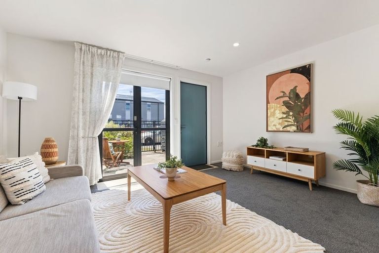 Photo of property in 13/14 Buffon Street, Waltham, Christchurch, 8023