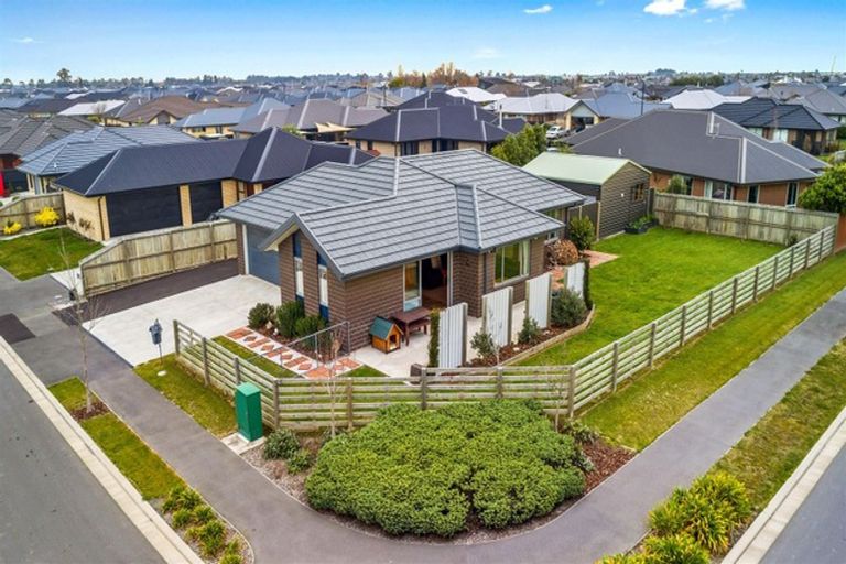 Photo of property in 2 Colebrook Drive, Rolleston, 7614