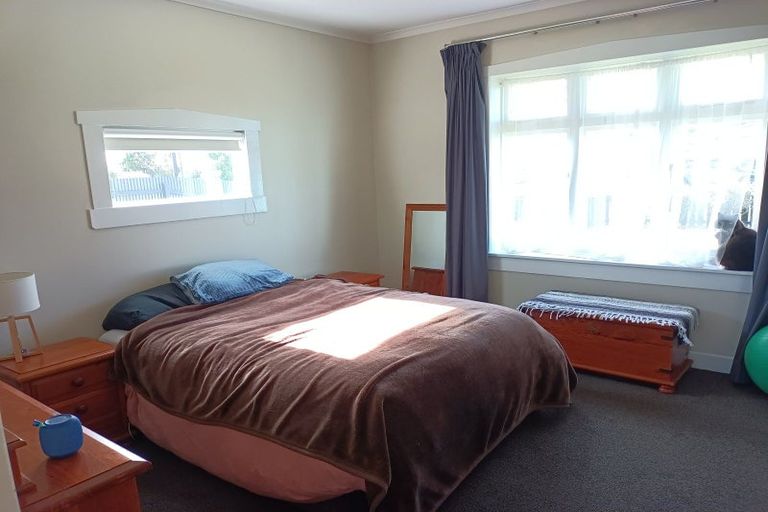 Photo of property in 102 Peel Street, Westport, 7825