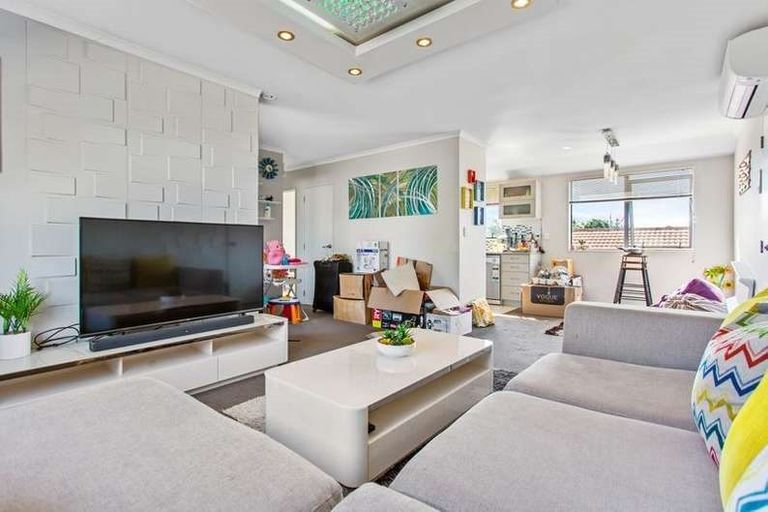 Photo of property in 72 Coxhead Road, Manurewa, Auckland, 2102