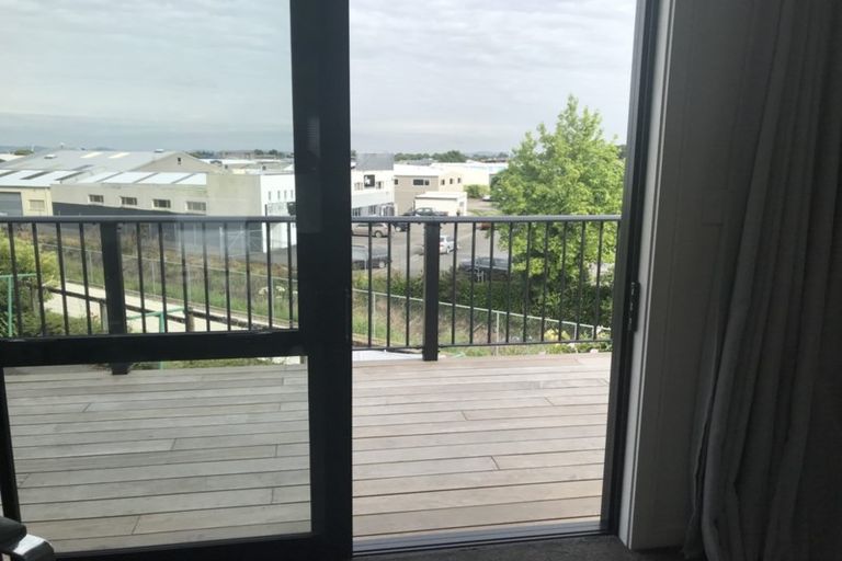 Photo of property in 2u4 Moana Street, Frankton, Hamilton, 3204