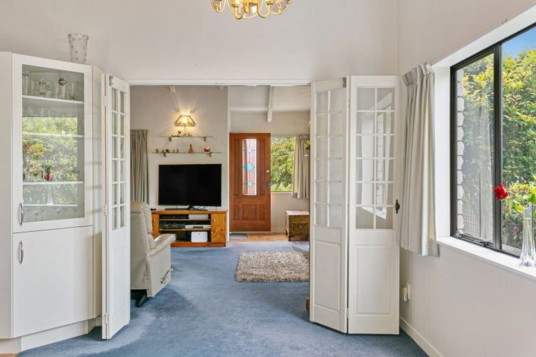 Photo of property in 12 Golders Place, Richmond Heights, Taupo, 3330