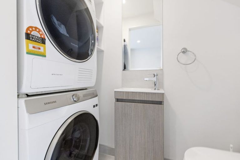 Photo of property in Rf202b, 12/18 Hewlett Road, Massey, Auckland, 0614