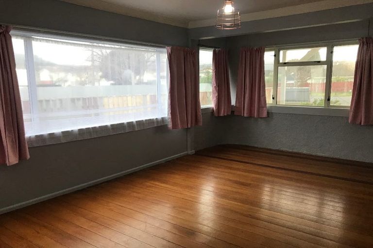 Photo of property in 41 Merton Street, Trentham, Upper Hutt, 5018