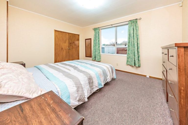Photo of property in 22 Ferndown Avenue, Papatoetoe, Auckland, 2025