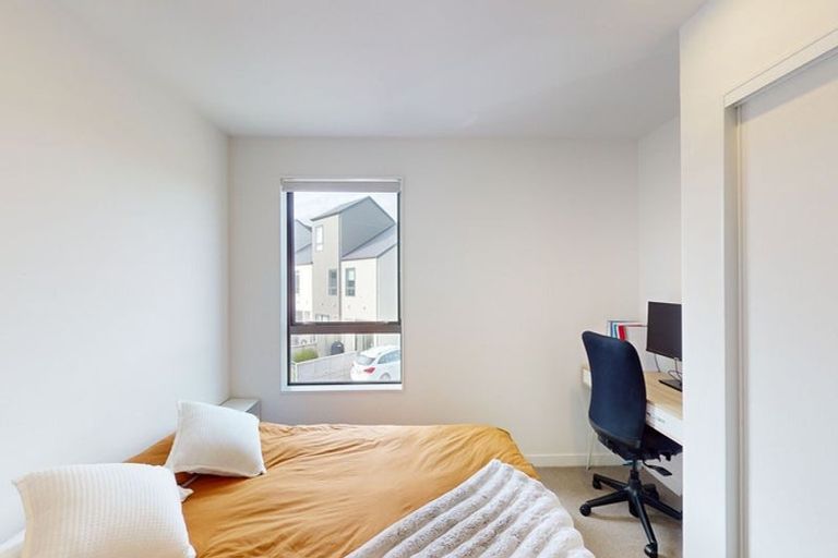 Photo of property in 170u2 Fraser Avenue, Johnsonville, Wellington, 6037