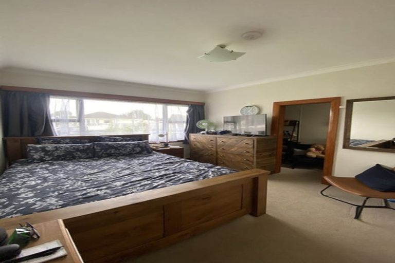 Photo of property in 9 Derby Street, Levin, 5510