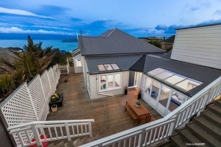 Photo of property in 41 Waru Street, Khandallah, Wellington, 6035