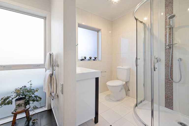 Photo of property in 23 Watkins Road, Cambridge, 3434