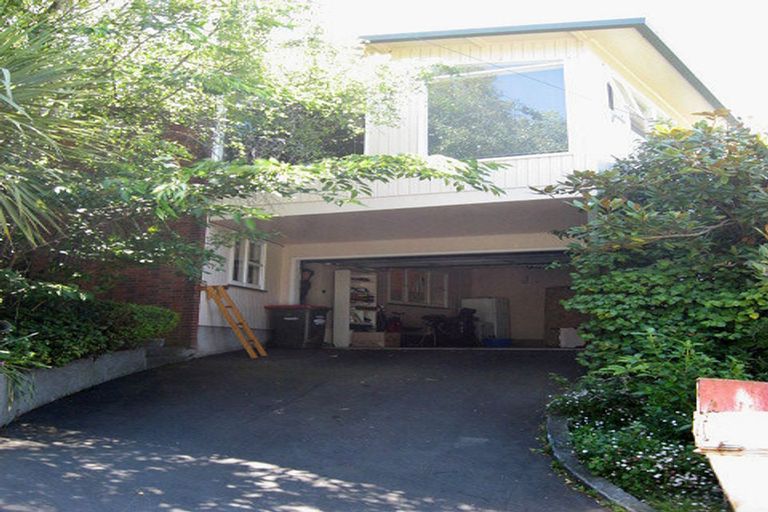 Photo of property in 36 Nicholson Road, Khandallah, Wellington, 6035