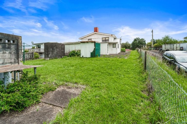 Photo of property in 15 Matai Road, Stanmore Bay, Whangaparaoa, 0932