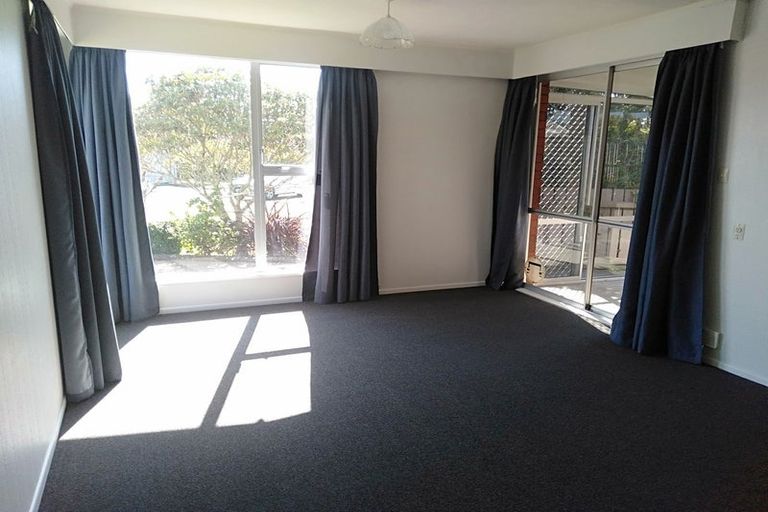 Photo of property in 5 Evelyn Place, Welbourn, New Plymouth, 4310