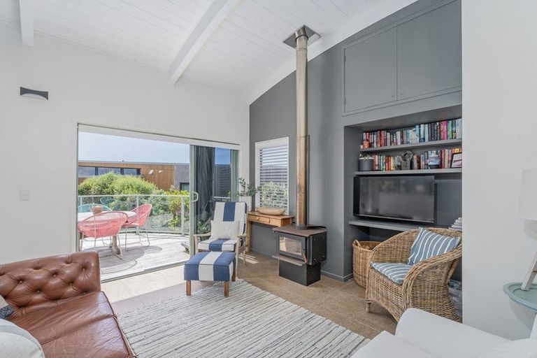 Photo of property in 56 Paku Drive, Tairua, 3508