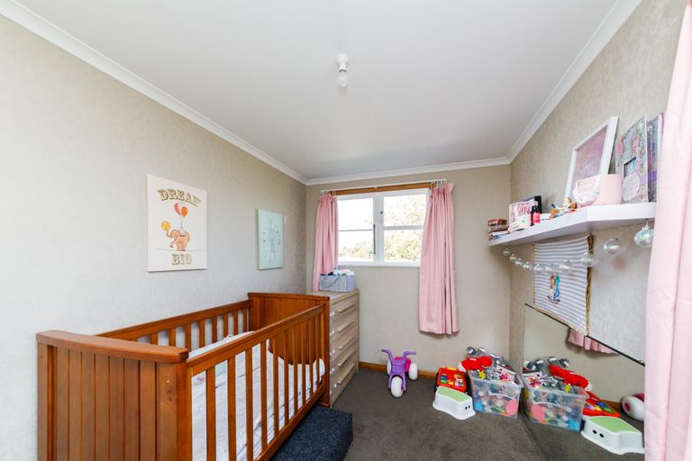Photo of property in 28 Lower High Street, Marton, 4710