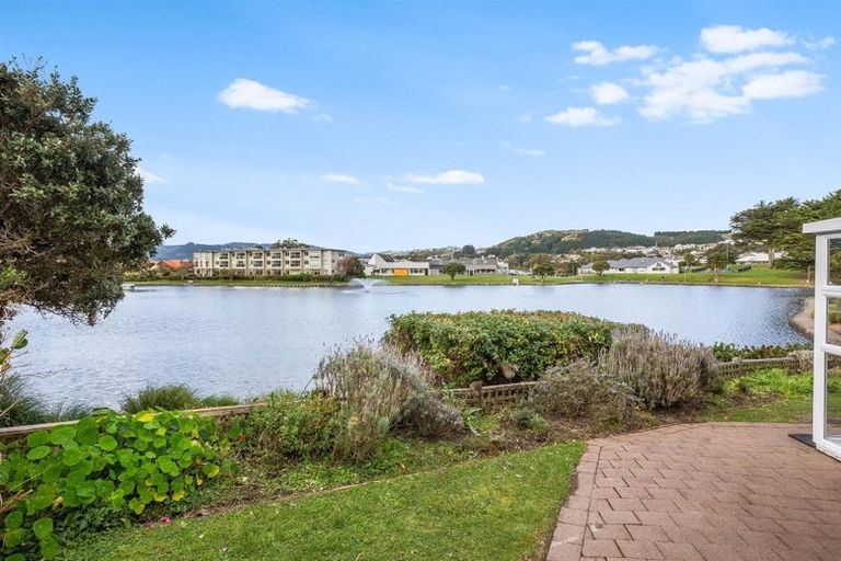 Photo of property in 1 Lakeside Villas, Whitby, Porirua, 5024