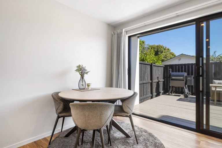 Photo of property in 7/36 Kaipatiki Road, Glenfield, Auckland, 0629