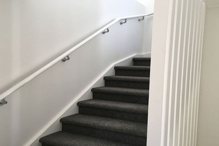 Photo of property in 99 Vandeleur Avenue, Birkdale, Auckland, 0626