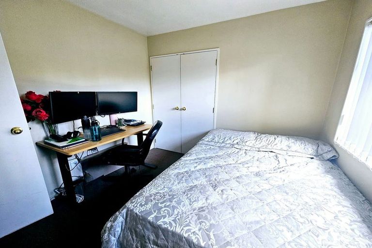 Photo of property in 3/331 Massey Road, Mangere East, Auckland, 2024