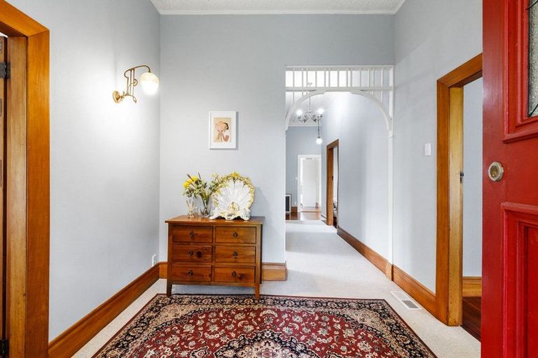 Photo of property in 41 Queen Street, Cambridge, 3434