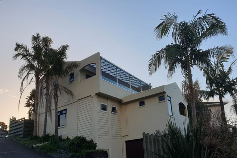 Photo of property in 58 Marellen Drive, Red Beach, 0932