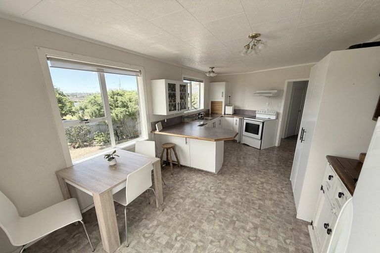 Photo of property in 6 Arundel Place, Springvale, Whanganui, 4501