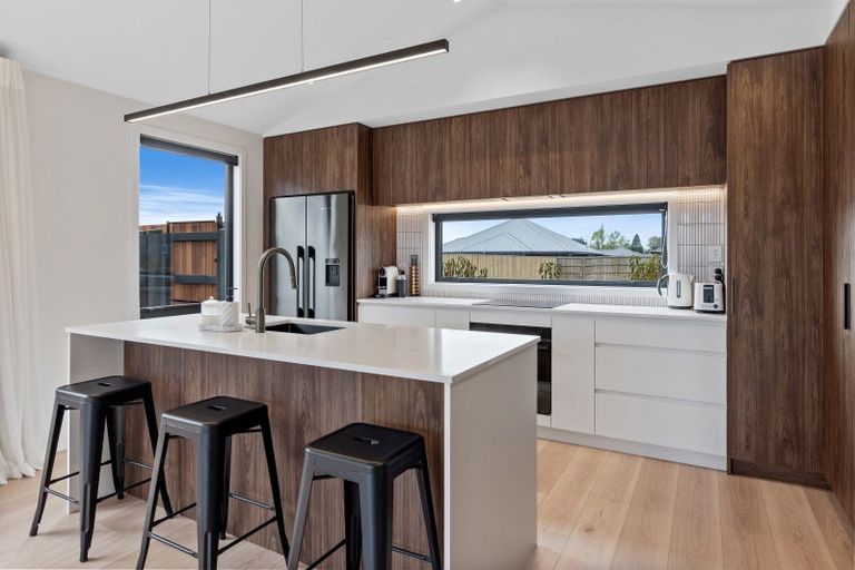 Photo of property in 8 Bamberger Way, Rangiora, 7400