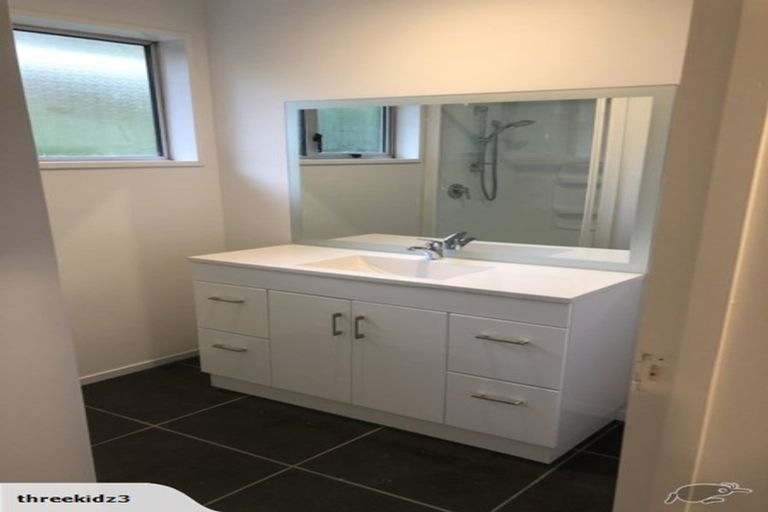 Photo of property in 71 Parkstone Avenue, Avonhead, Christchurch, 8042