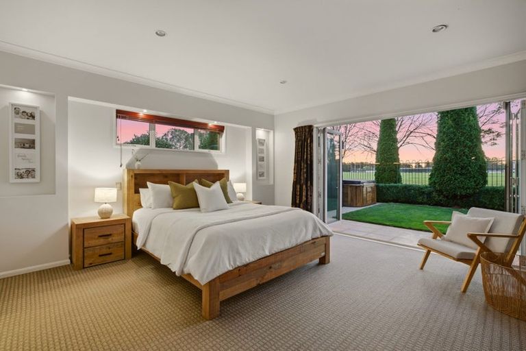 Photo of property in 24 Providence Place, Redwood, Christchurch, 8051