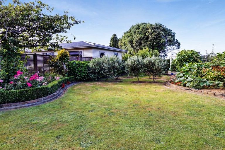Photo of property in 242 Tawhiti Road, Hawera, 4672