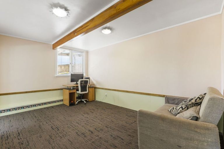 Photo of property in 38 Paramu Avenue, Birkdale, Auckland, 0626