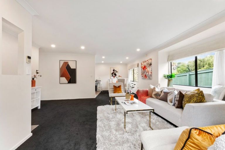 Photo of property in 314 Triangle Road, Massey, Auckland, 0614
